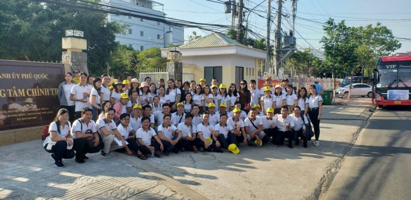 THANH HÓA  - PHÚ QUỐC  - THANH HÓA Thời gian   : 04 ngày 03 đêm Phương tiện		: Đi bằng máy bay,  và xe du lịch máy lạnh Thủ tục                        : CMTND còn hạn  Giới thiệu Tour	: